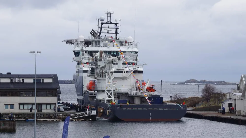 Fire sysselsette i resten av landet for kvar sysselsett i reiarlag i Heroey