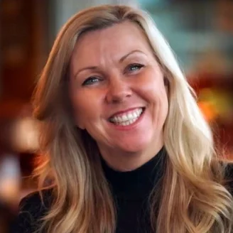 Ann Helen Dybvik portrett 11