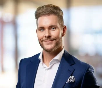 Sindre Bach portrett