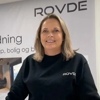 Mona sundes portrett