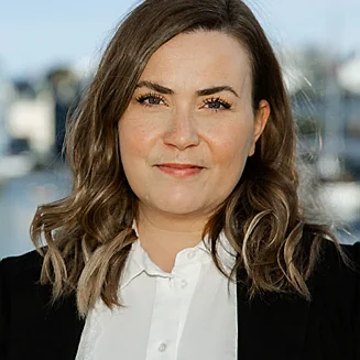 Trine Nedregard Nakken portrett 11