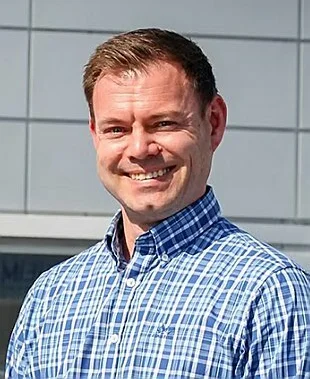 Kristian mogstad portrett 11