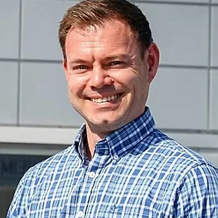 Kristian mogstad portrett 11