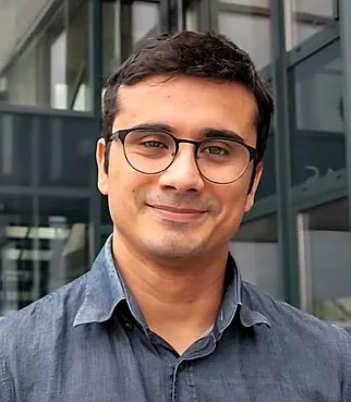 Michael Carroza portrett