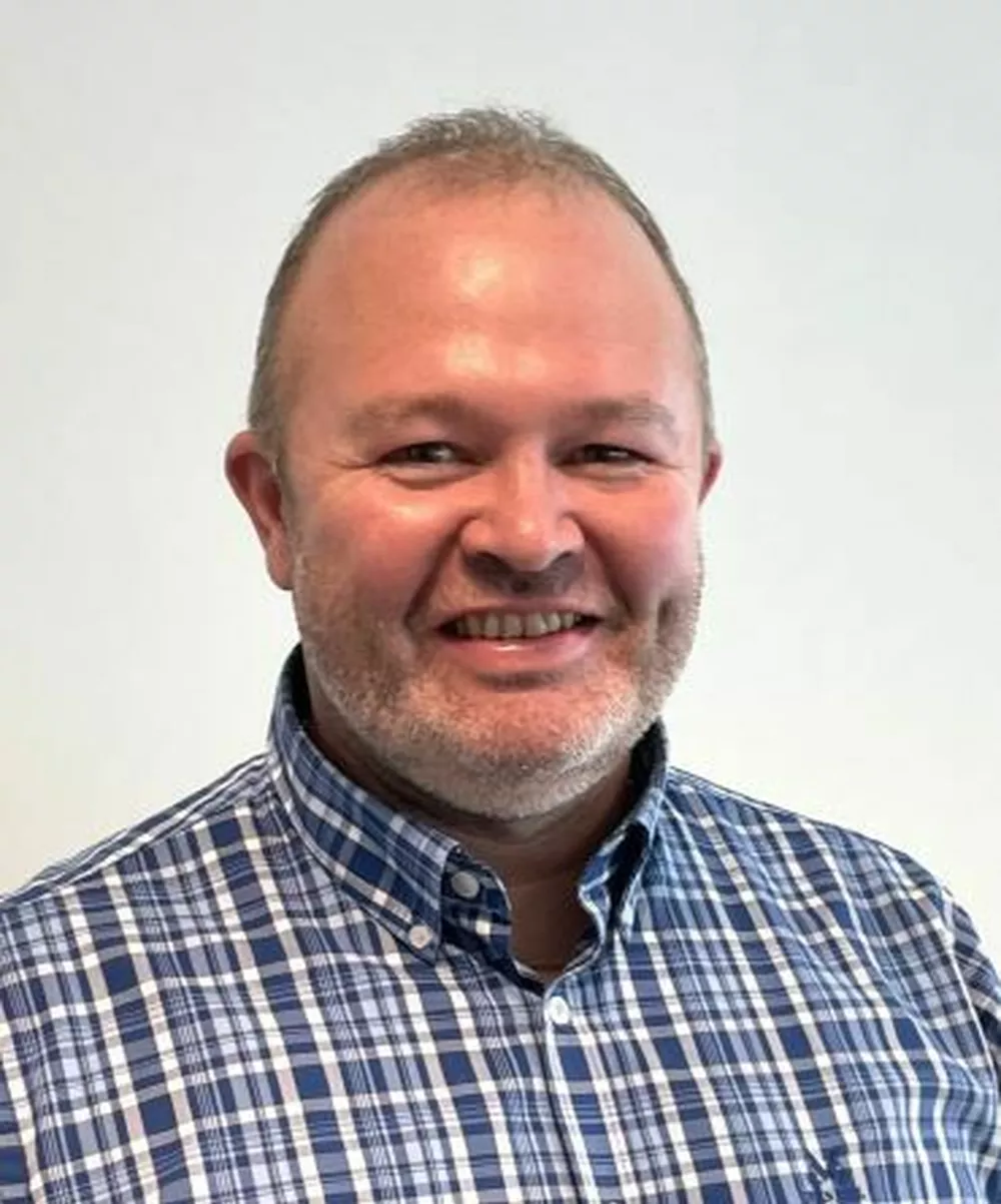 Gard Severin Mek portrett