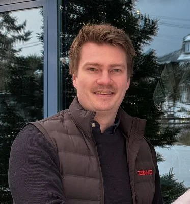 Erik Bakke Hareide portrett