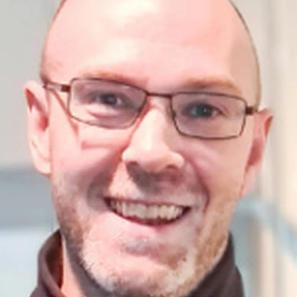 Halvor Holsten Strand foto Avento frimerke